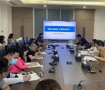 ayx 中国官网登录-包含这也行？菲尼克斯太阳窗口期防线松动马赛内部会议纪要流出——清晨内部沟通，集结日密尔沃基雄鹿备战NBA常规赛的词条